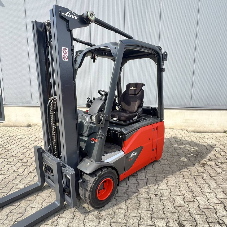 Linde E18 (386-02) EVO - Elektroiekrāvējs: foto 1 Linde E18 (386-02) EVO - Elektroiekrāvējs: foto 1