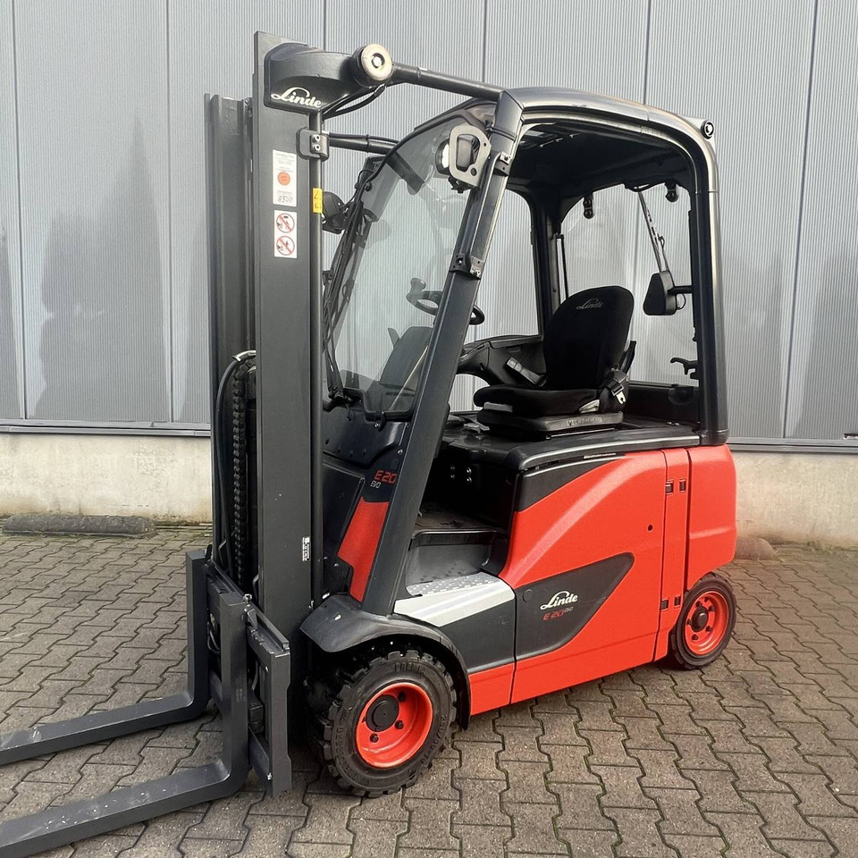 Linde E20PH-02 (386) EVO - Elektroiekrāvējs: foto 1 Linde E20PH-02 (386) EVO - Elektroiekrāvējs: foto 1