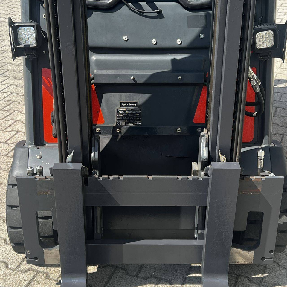 Elektroiekrāvējs Linde E20PH (386-02) EVO: foto 13 Elektroiekrāvējs Linde E20PH (386-02) EVO: foto 13