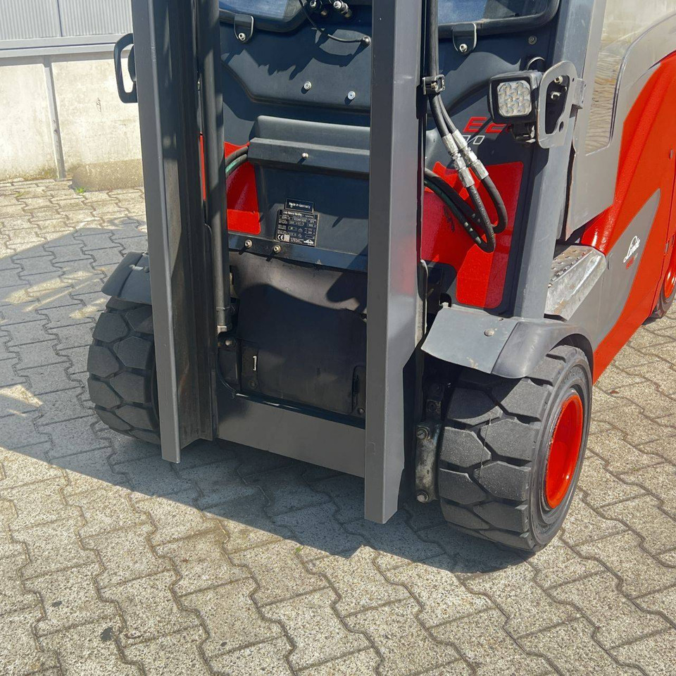 Elektroiekrāvējs Linde E20PH (386-02) EVO: foto 14 Elektroiekrāvējs Linde E20PH (386-02) EVO: foto 14