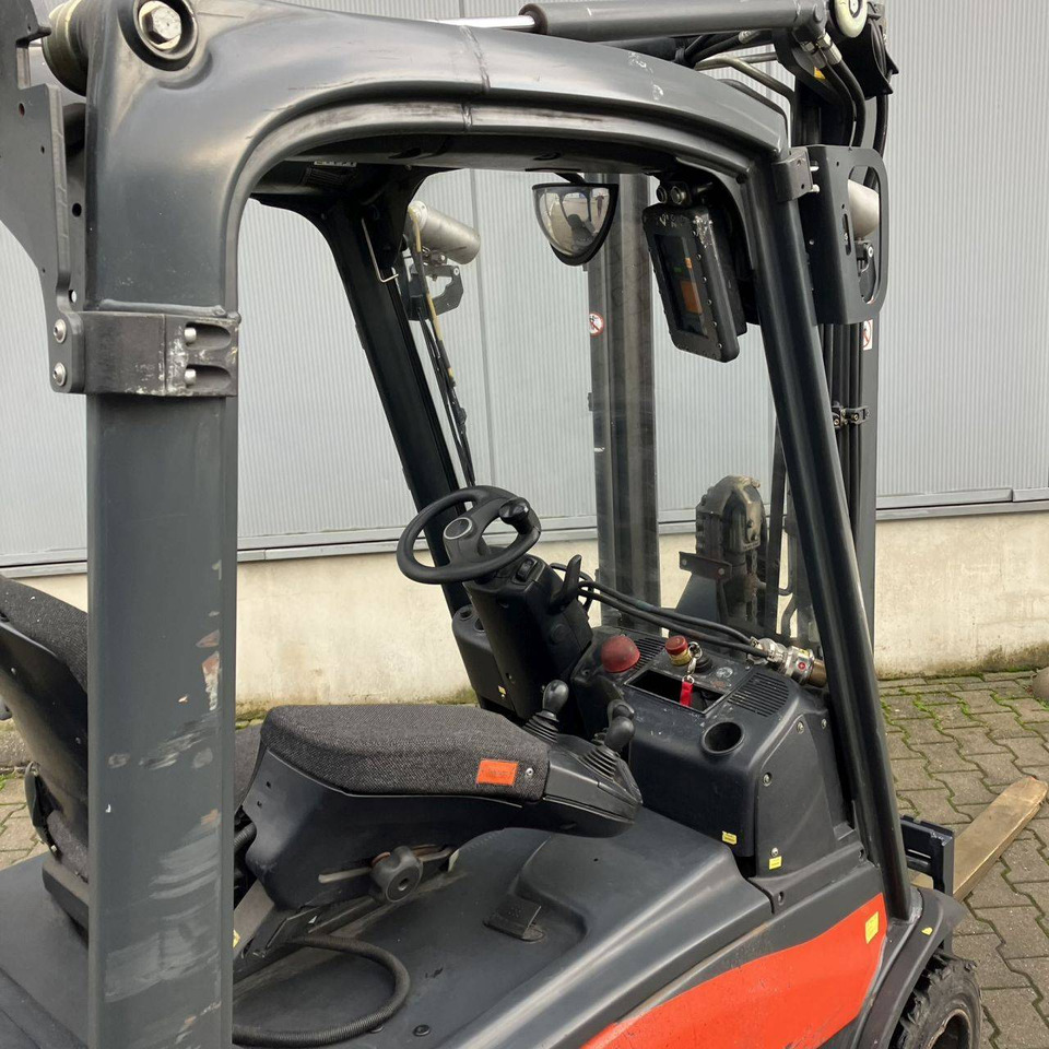Linde E20PL (386-02) EVO EX - Elektroiekrāvējs: foto 3 Linde E20PL (386-02) EVO EX - Elektroiekrāvējs: foto 3