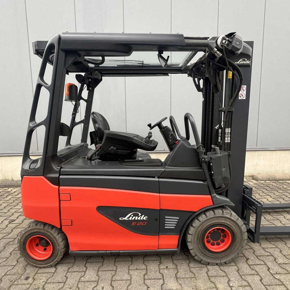 Linde E20R (387) Roadster - Elektroiekrāvējs: foto 3 Linde E20R (387) Roadster - Elektroiekrāvējs: foto 3