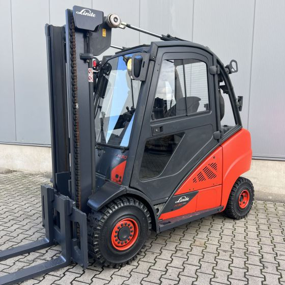 Linde H30D-02 (393) EVO - Dīzeļiekrāvējs: foto 1 Linde H30D-02 (393) EVO - Dīzeļiekrāvējs: foto 1