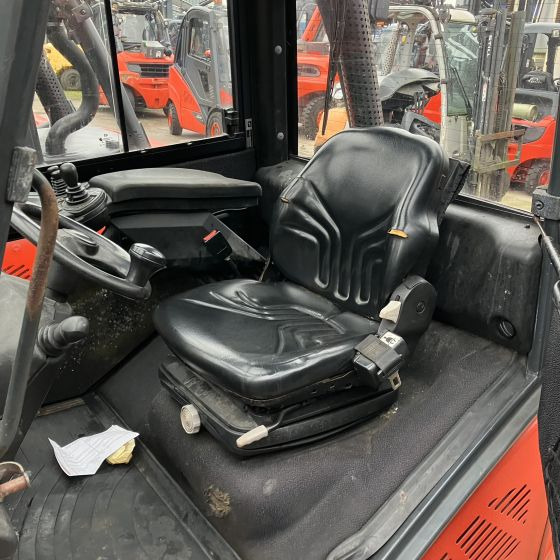 Linde H35D (393) - Dīzeļiekrāvējs: foto 2 Linde H35D (393) - Dīzeļiekrāvējs: foto 2