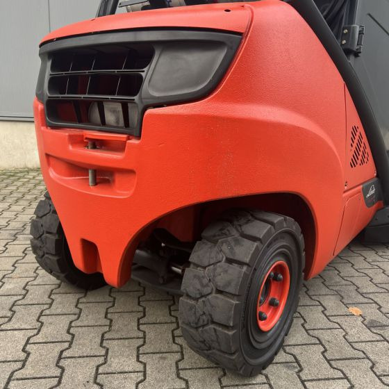 Linde H35T-02 (393) EVO - Gāzes iekrāvējs: foto 3 Linde H35T-02 (393) EVO - Gāzes iekrāvējs: foto 3