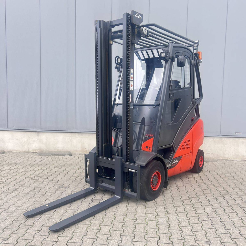 Linde H35T (393-02) EVO - Gāzes iekrāvējs: foto 1 Linde H35T (393-02) EVO - Gāzes iekrāvējs: foto 1