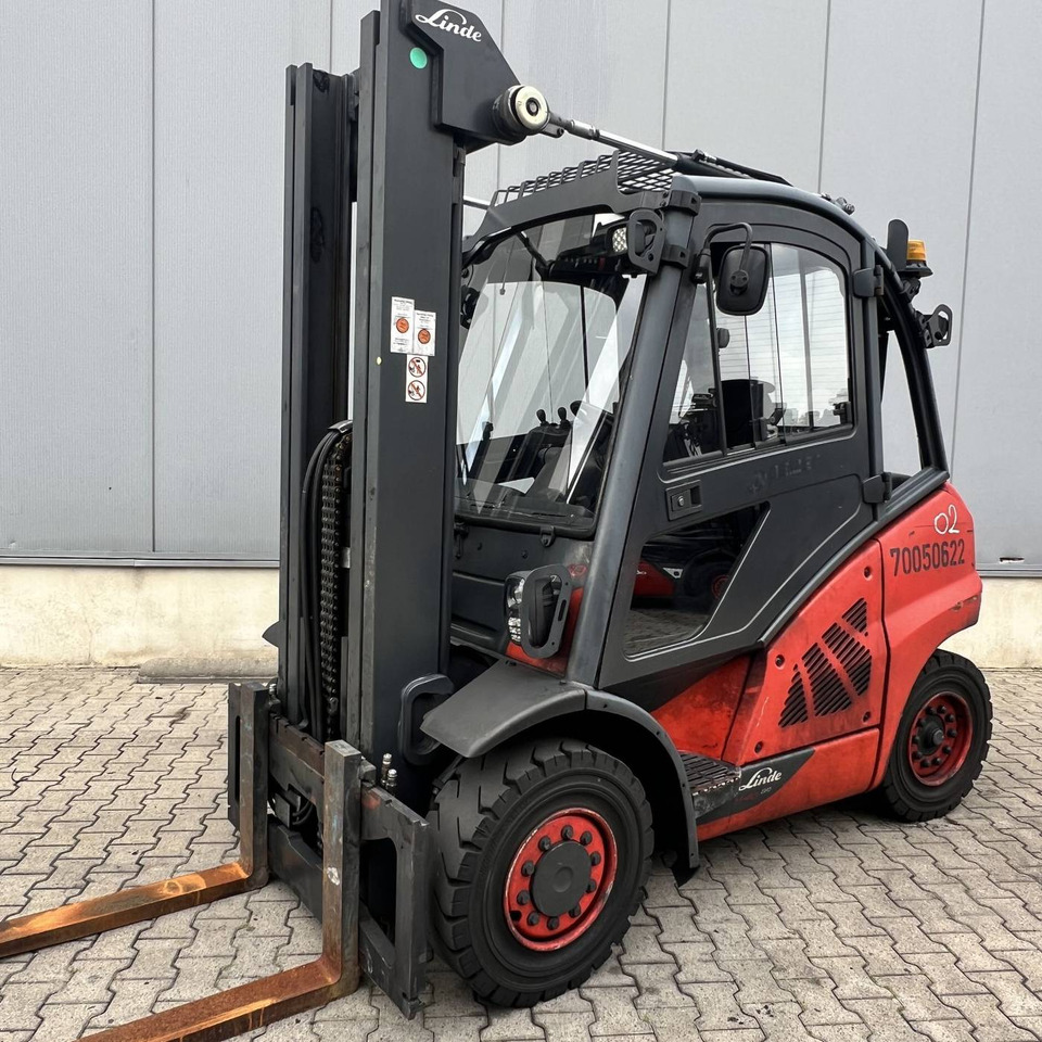 Linde H40D (394-02) EVO - Dīzeļiekrāvējs: foto 1 Linde H40D (394-02) EVO - Dīzeļiekrāvējs: foto 1