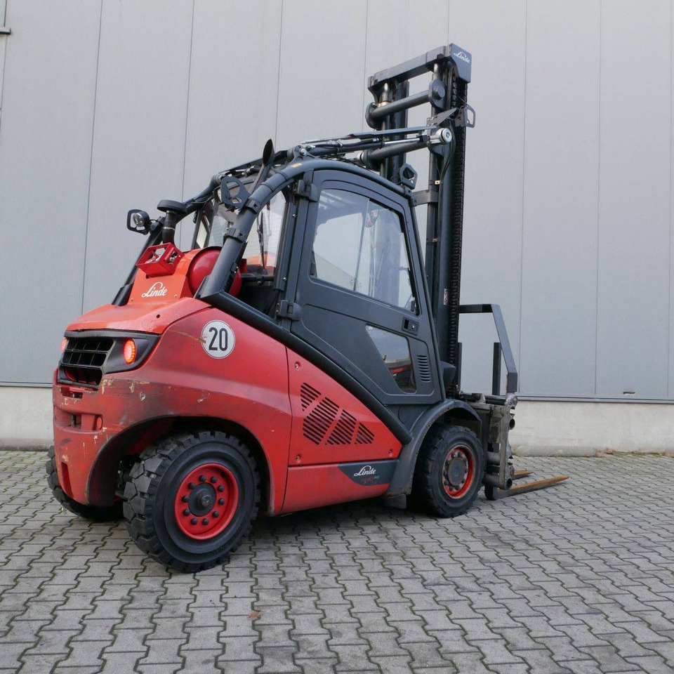 Linde H40T-02 EVO (394) - Gāzes iekrāvējs: foto 2 Linde H40T-02 EVO (394) - Gāzes iekrāvējs: foto 2