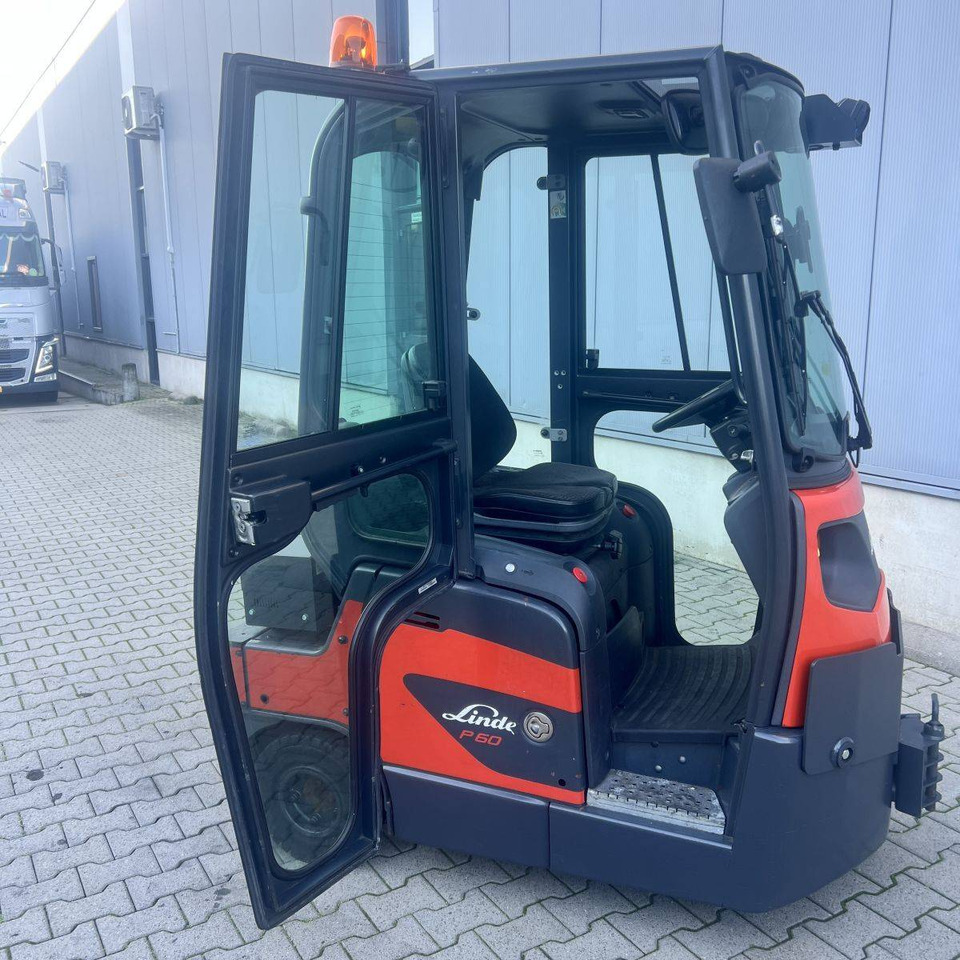 Linde P60 (1191) - Noliktavas vilcējs: foto 4 Linde P60 (1191) - Noliktavas vilcējs: foto 4