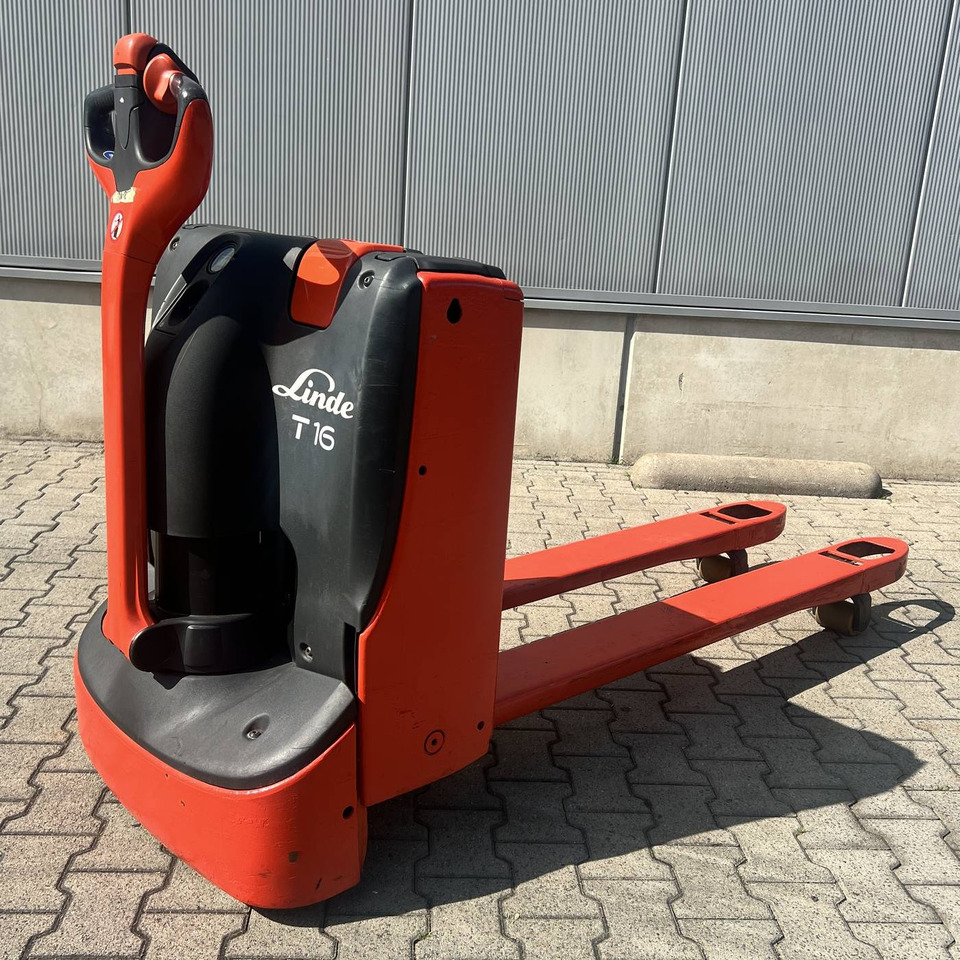 Linde T16 (1152) - Rokas palešu ratiņi: foto 1 Linde T16 (1152) - Rokas palešu ratiņi: foto 1