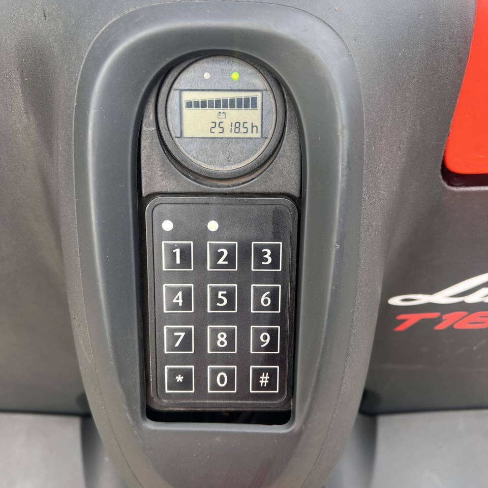 Linde T16 (1152) - Rokas palešu ratiņi: foto 5 Linde T16 (1152) - Rokas palešu ratiņi: foto 5
