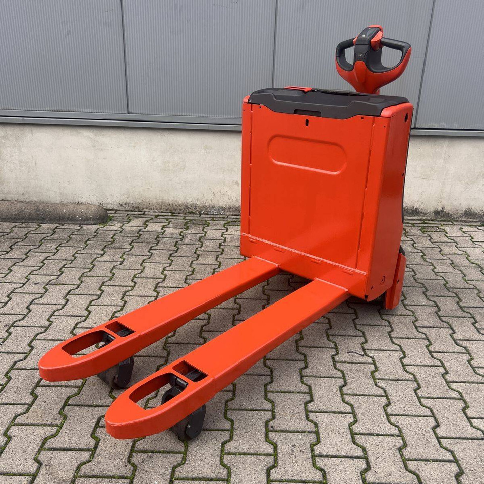 Linde T16 (1152) - Rokas palešu ratiņi: foto 3 Linde T16 (1152) - Rokas palešu ratiņi: foto 3