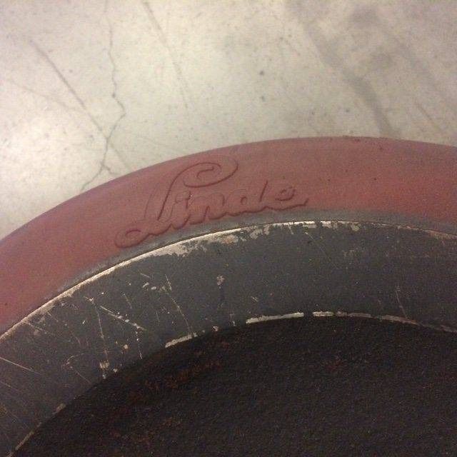 Load wheel for Linde R20/R20N/R20S Series 115-03 - Stūres iekārta - Iekraušanas tehnika: foto 3 Load wheel for Linde R20/R20N/R20S Series 115-03 - Stūres iekārta - Iekraušanas tehnika: foto 3