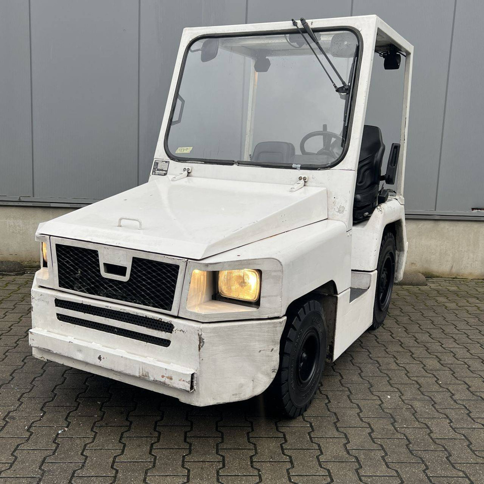 Nissan FV02A25U - Noliktavas vilcējs: foto 1 Nissan FV02A25U - Noliktavas vilcējs: foto 1