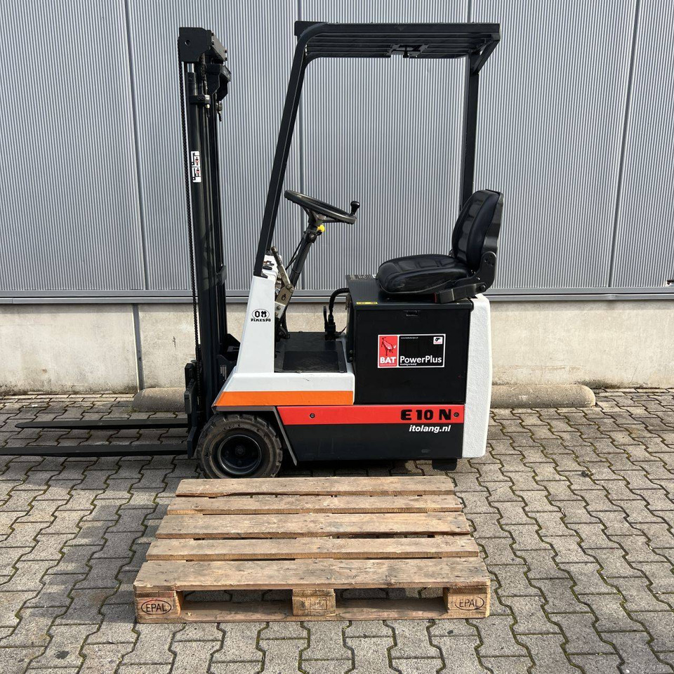 OM Pimespo E10N - Elektroiekrāvējs: foto 3 OM Pimespo E10N - Elektroiekrāvējs: foto 3