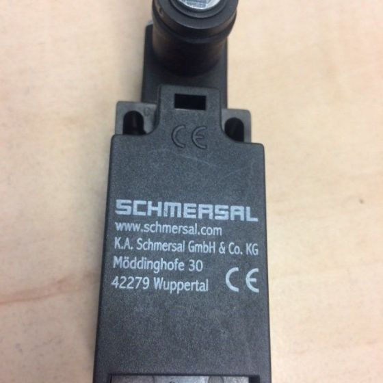 Position switch for Linde series 113/114/115/117 - Elektrosistēma - Iekraušanas tehnika: foto 2 Position switch for Linde series 113/114/115/117 - Elektrosistēma - Iekraušanas tehnika: foto 2