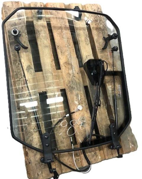 Rear Window - Logs un rezerves daļas - Iekraušanas tehnika: foto 2 Rear Window - Logs un rezerves daļas - Iekraušanas tehnika: foto 2