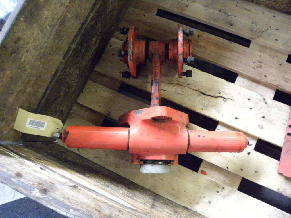 Rear axle for Linde - Asis un rezerves daļas - Iekraušanas tehnika: foto 1 Rear axle for Linde - Asis un rezerves daļas - Iekraušanas tehnika: foto 1
