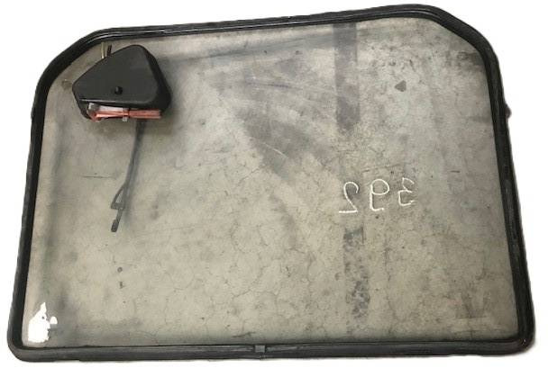 Rear window - Logs un rezerves daļas - Iekraušanas tehnika: foto 3 Rear window - Logs un rezerves daļas - Iekraušanas tehnika: foto 3