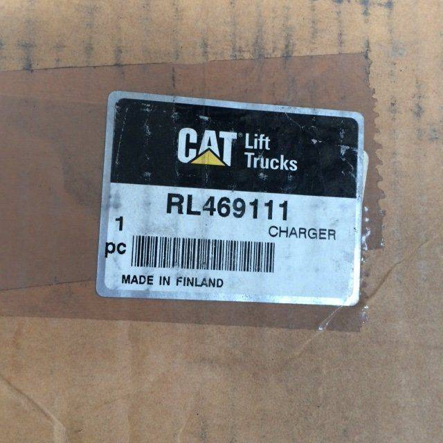 Charger for Caterpillar Mitsubishi - Rezerves daļa - Iekraušanas tehnika: foto 4 Charger for Caterpillar Mitsubishi - Rezerves daļa - Iekraušanas tehnika: foto 4