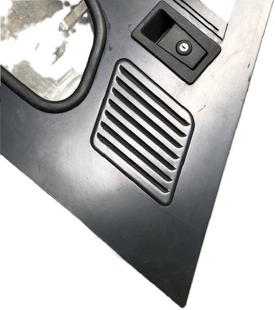 Right door for Linde series 387 - Durvis un rezerves daļas - Iekraušanas tehnika: foto 3 Right door for Linde series 387 - Durvis un rezerves daļas - Iekraušanas tehnika: foto 3