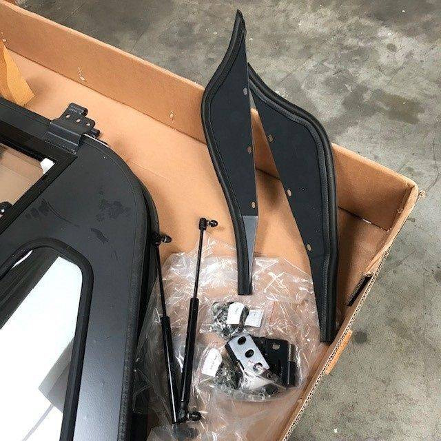 Set of right and left for Komatsu - Durvis un rezerves daļas - Iekraušanas tehnika: foto 5 Set of right and left for Komatsu - Durvis un rezerves daļas - Iekraušanas tehnika: foto 5