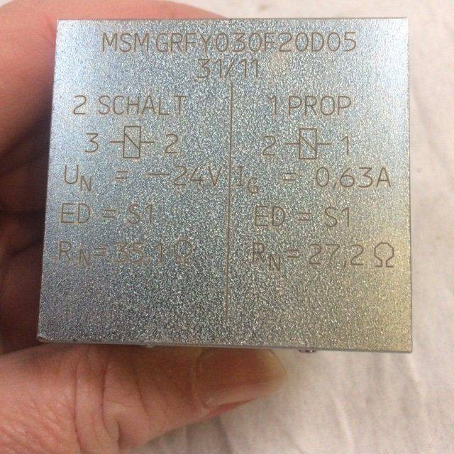 Solenoid,24 VDC / 35,1 OHM / for Caterpillar NR14K - Hidrauliskais vārsts - Iekraušanas tehnika: foto 2 Solenoid,24 VDC / 35,1 OHM / for Caterpillar NR14K - Hidrauliskais vārsts - Iekraušanas tehnika: foto 2