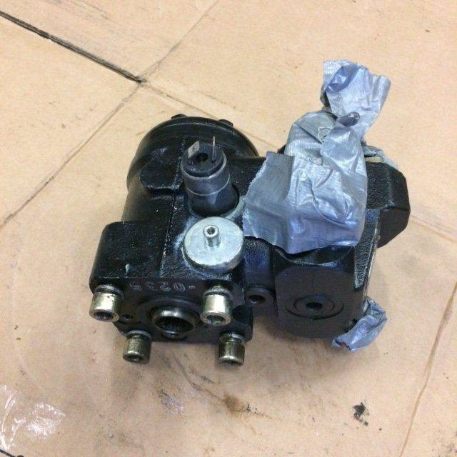 Steering unit with priority valve for Still R50-16 - Stūres iekārta - Iekraušanas tehnika: foto 3 Steering unit with priority valve for Still R50-16 - Stūres iekārta - Iekraušanas tehnika: foto 3