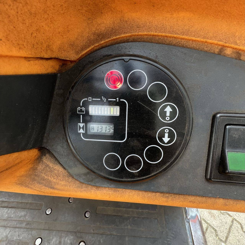 Still R06 (126) - Noliktavas vilcējs: foto 5 Still R06 (126) - Noliktavas vilcējs: foto 5