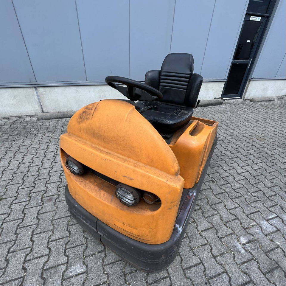 Still R06 (126) - Noliktavas vilcējs: foto 2 Still R06 (126) - Noliktavas vilcējs: foto 2