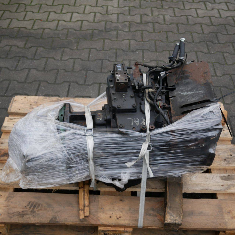 Transmission for Nissan D02 - Transmisija - Iekraušanas tehnika: foto 1 Transmission for Nissan D02 - Transmisija - Iekraušanas tehnika: foto 1