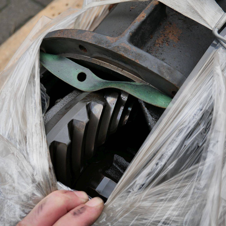 Transmission for Nissan D02 - Transmisija - Iekraušanas tehnika: foto 2 Transmission for Nissan D02 - Transmisija - Iekraušanas tehnika: foto 2