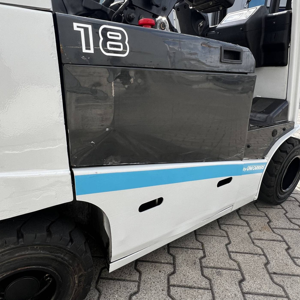 Unicarriers EF18 (JAG1N1L18Q) - Elektroiekrāvējs: foto 5 Unicarriers EF18 (JAG1N1L18Q) - Elektroiekrāvējs: foto 5