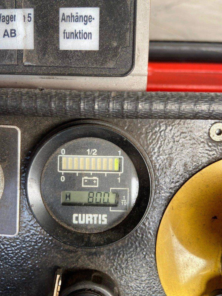 Volk EFZ12K - Noliktavas vilcējs: foto 2 Volk EFZ12K - Noliktavas vilcējs: foto 2