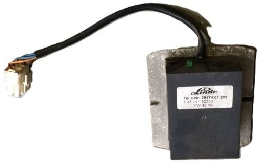 Voltage Transformer 80/24 V - Elektrosistēma - Iekraušanas tehnika: foto 1 Voltage Transformer 80/24 V - Elektrosistēma - Iekraušanas tehnika: foto 1