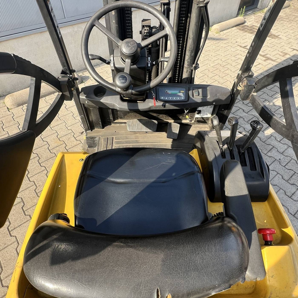 Yale ERP16ATF (SWB) - Elektroiekrāvējs: foto 5 Yale ERP16ATF (SWB) - Elektroiekrāvējs: foto 5