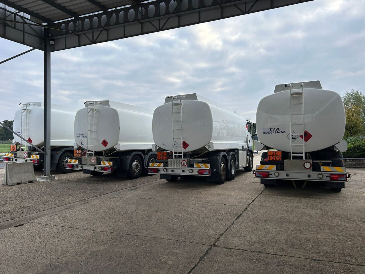 MAN TGS (lot of 4) - Autocisterna: foto 4 MAN TGS (lot of 4) - Autocisterna: foto 4