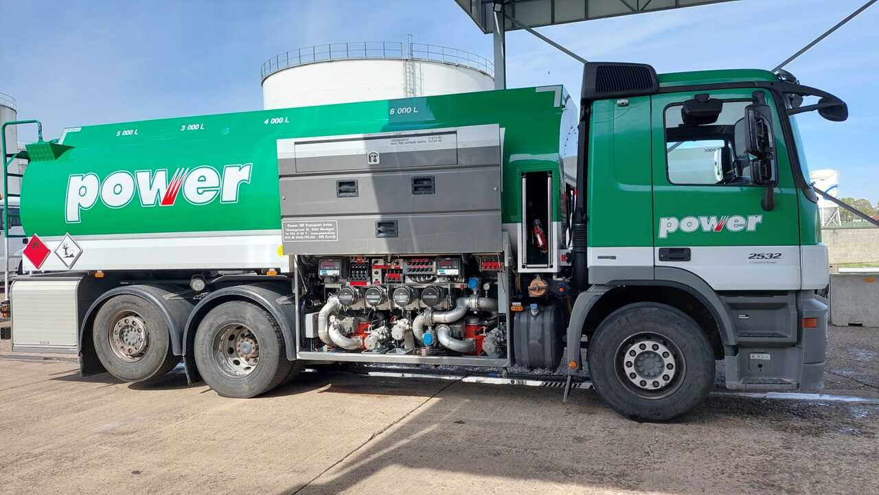 Autocisterna MERCEDES ACTROS: foto 9