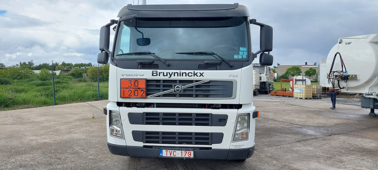 VOLVO FM - Autocisterna: foto 4 VOLVO FM - Autocisterna: foto 4