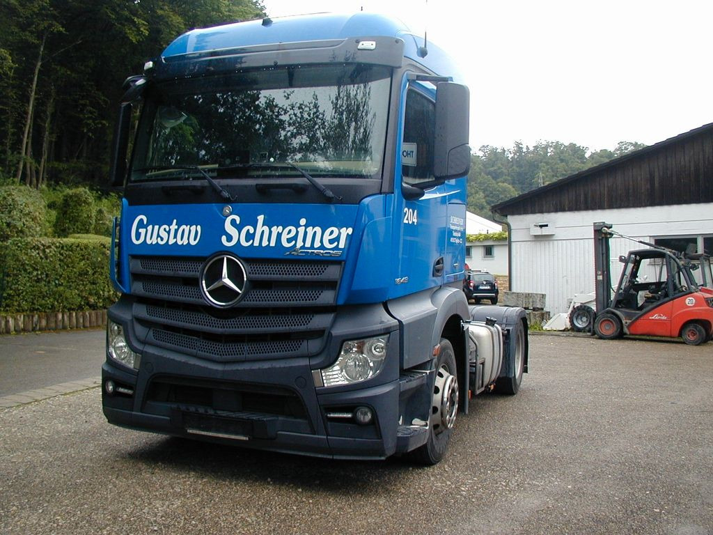 Mercedes-Benz Actros 1843 - Vilcējs: foto 2 Mercedes-Benz Actros 1843 - Vilcējs: foto 2