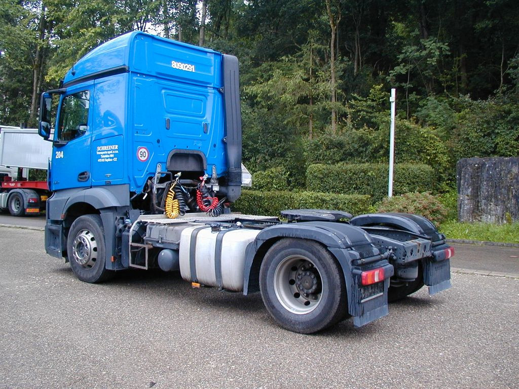 Mercedes-Benz Actros 1843 - Vilcējs: foto 3 Mercedes-Benz Actros 1843 - Vilcējs: foto 3