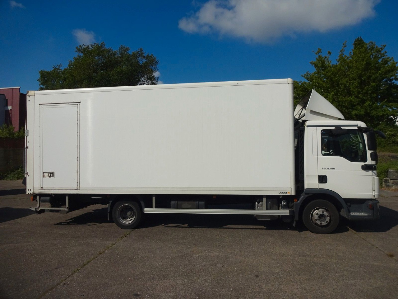 MAN TGL 8.190, LBW, Luft, Tempomat, Standheizung - Furgons ar slēgtā virsbūve: foto 4 MAN TGL 8.190, LBW, Luft, Tempomat, Standheizung - Furgons ar slēgtā virsbūve: foto 4