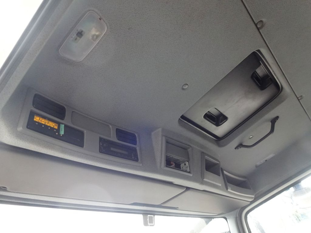 Mercedes-Benz Atego 818, Koffer mit Rolltor līzingu Mercedes-Benz Atego 818, Koffer mit Rolltor: foto 12