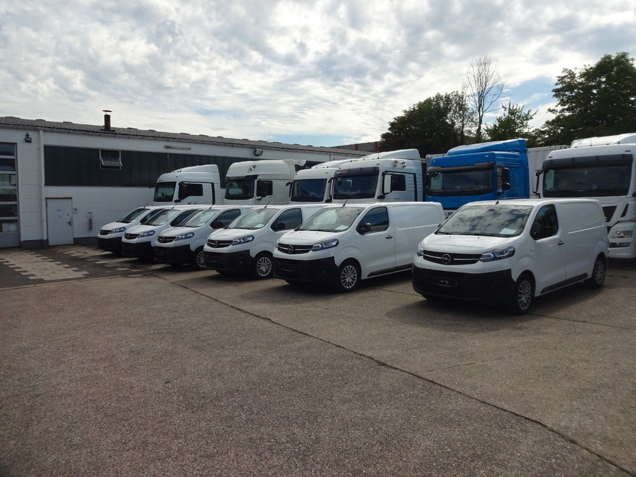 Opel 50 x Vivaro Kasten, L1H1, Klima, PDC, Tempomat - Mazs furgons: foto 2 Opel 50 x Vivaro Kasten, L1H1, Klima, PDC, Tempomat - Mazs furgons: foto 2