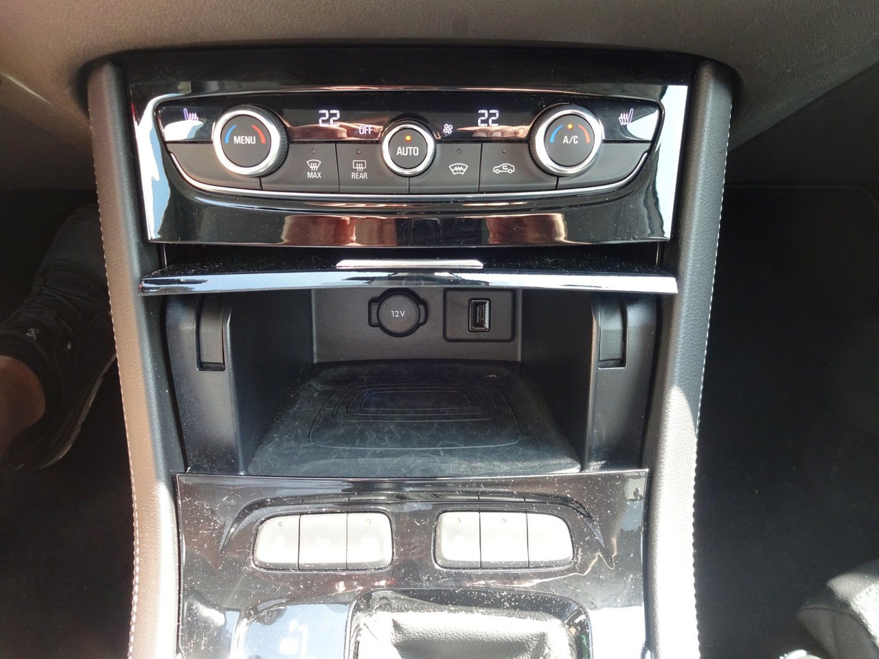 SUV Opel Grandland (X): foto 27