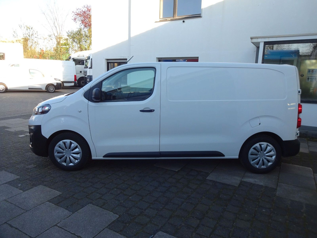 Opel Vivaro Kasten Edition M, L1H1, Klima, PDC - Pasažieru furgons: foto 4 Opel Vivaro Kasten Edition M, L1H1, Klima, PDC - Pasažieru furgons: foto 4