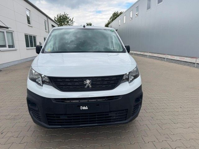 Peugeot Partner Premium Elektro, L3H1, 100 kW, Kamera - Mazs furgons, Elektriskais furgons: foto 2 Peugeot Partner Premium Elektro, L3H1, 100 kW, Kamera - Mazs furgons, Elektriskais furgons: foto 2