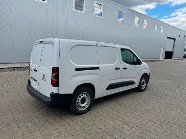 Peugeot Partner Premium Elektro, L3H1, 100 kW, Kamera - Mazs furgons, Elektriskais furgons: foto 3 Peugeot Partner Premium Elektro, L3H1, 100 kW, Kamera - Mazs furgons, Elektriskais furgons: foto 3