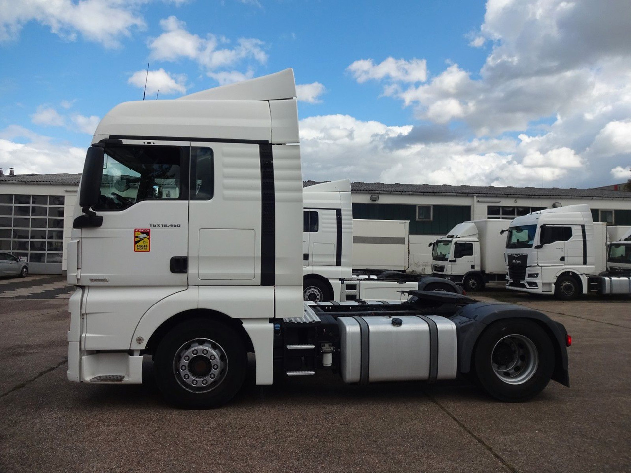 MAN TGX 18.460, XLX, ACC, 2 x Tank - Vilcējs: foto 4 MAN TGX 18.460, XLX, ACC, 2 x Tank - Vilcējs: foto 4