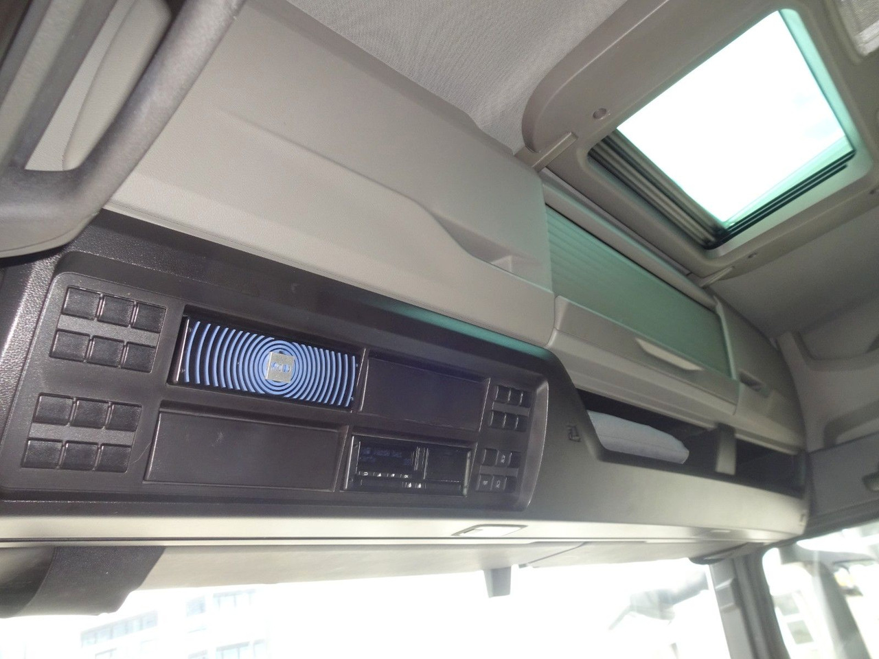 Vilcējs MAN TGX 18.470, XLX, LL SA, Retarder, ACC, 2 x Tank: foto 18 Vilcējs MAN TGX 18.470, XLX, LL SA, Retarder, ACC, 2 x Tank: foto 18